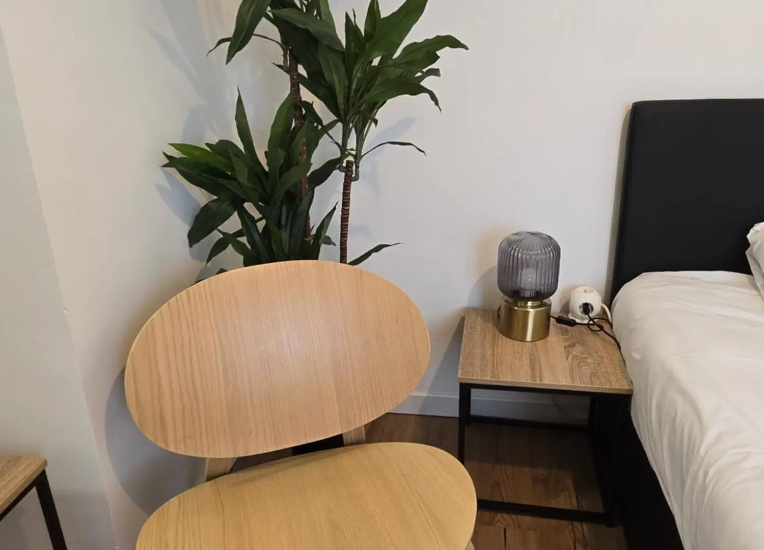 Nero Studio Confort Tt Equipe! Villejuif Paris Metro 7 0*,